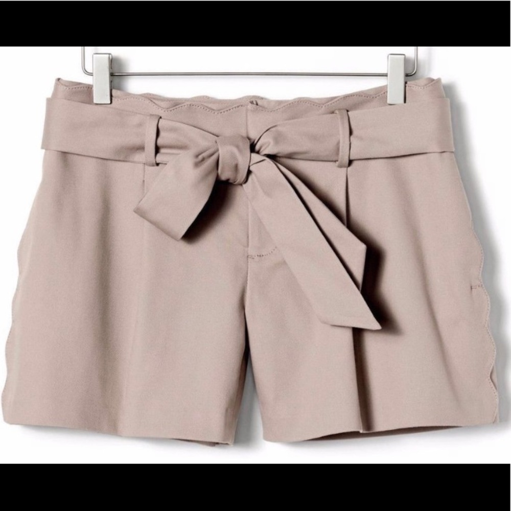Banana Republic Scalloped Tie Shorts